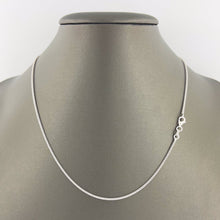 Load image into Gallery viewer, 1.3MM Diamond Cut Franco Chain 14k Solid Gold - Mour & Co.