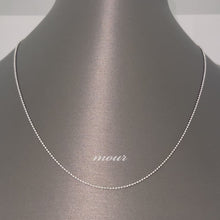 Load and play video in Gallery viewer, 1.2mm - 14k Gold Diamond Cut Bead Chain
